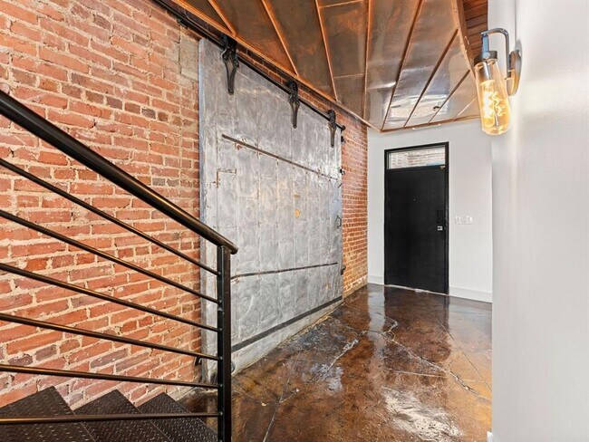 Foto del edificio - 320 Peters St SW