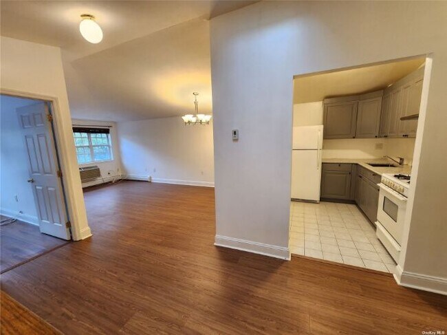 Foto del edificio - 821-07-107 Country Pointe Cir