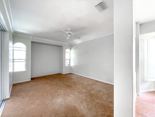 Family room - 4898 Sabal Lake Cir
