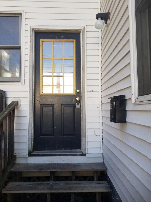 Primary Photo - 86 Kinsley St
