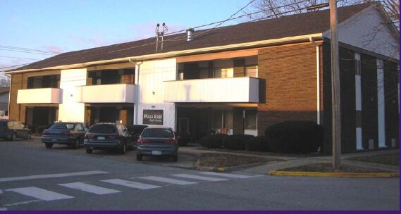 Foto principal - Plaza East Apartments