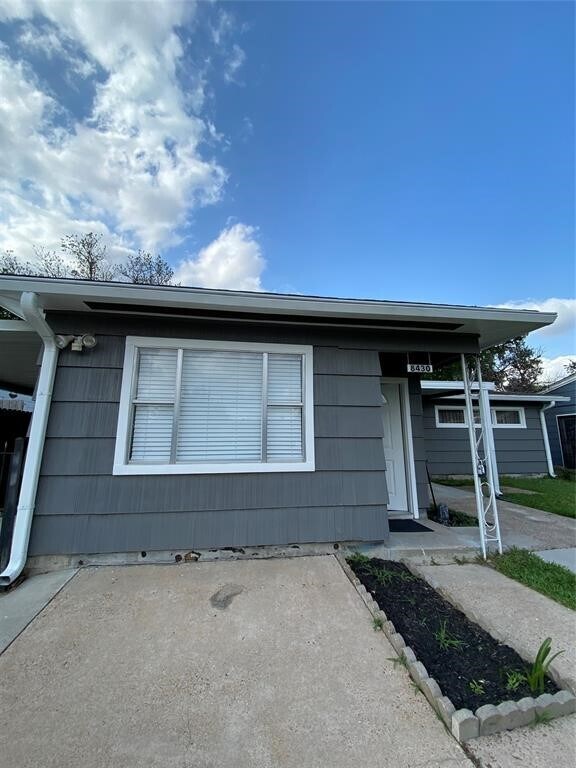 Foto del edificio - 8430 Churchville Dr