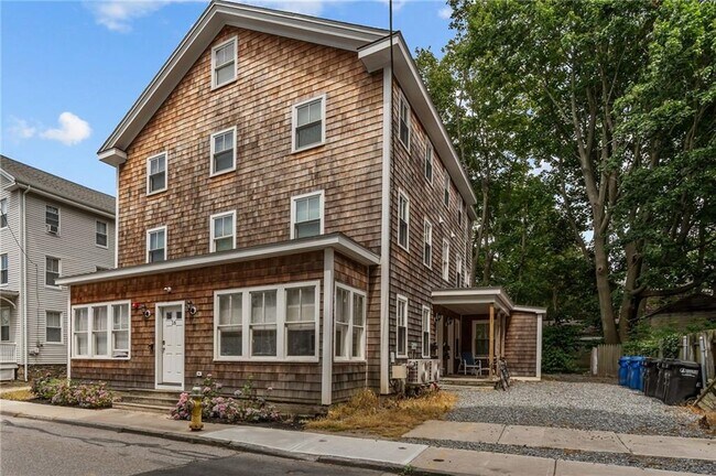 Foto del edificio - 16 Brinley St