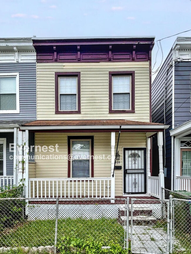 Building Photo - 3405 S St