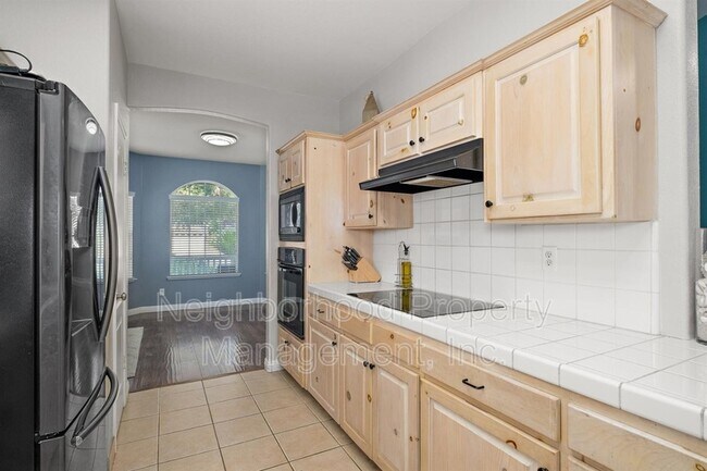 Building Photo - 2095 East Saint Andrew Drive