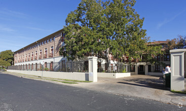 The Tuscany Apartments photo'