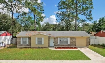 Building Photo - 2633 Kenwood Dr W