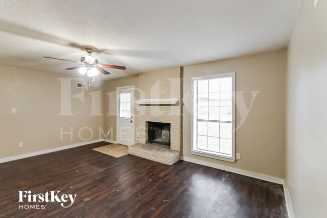 Building Photo - 4266 Crump Rd