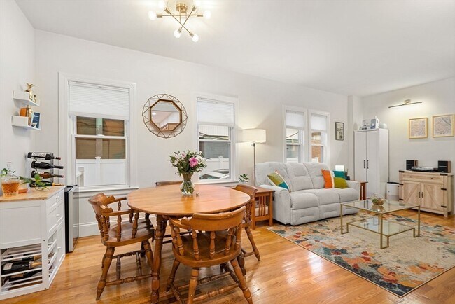 Foto del edificio - 6-8 Oakland St