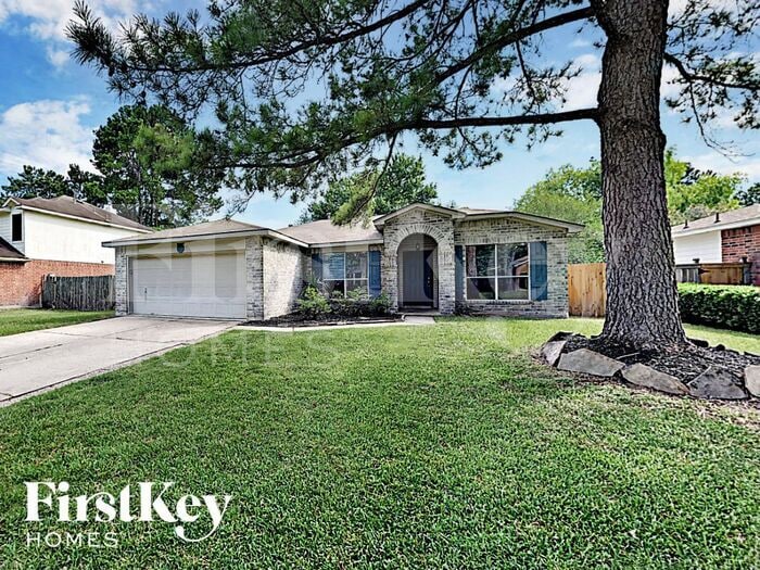 Primary Photo - 28707 Atherstone St