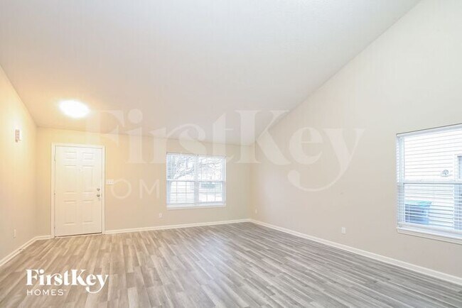 Foto del edificio - 12368 Deerview Dr