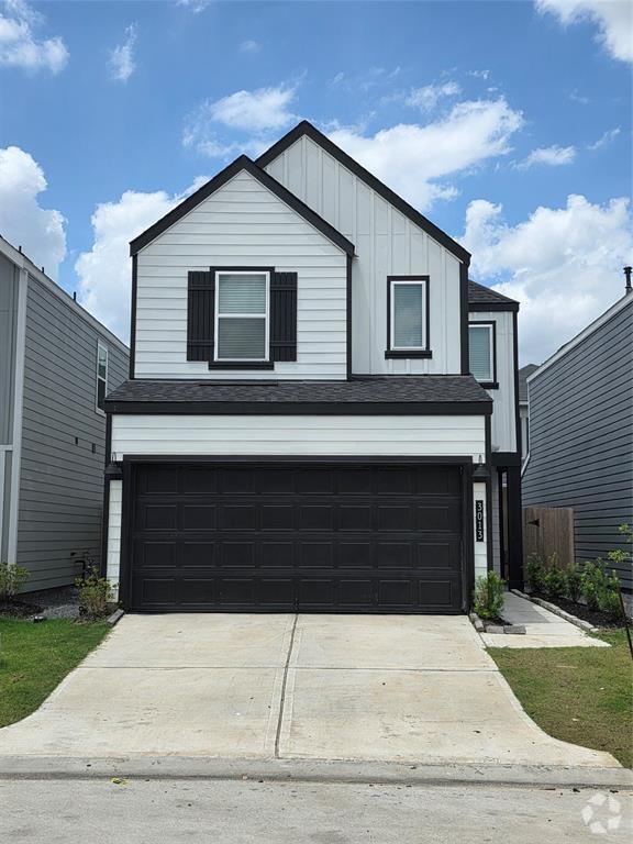 Building Photo - 3013 La Latina Dr