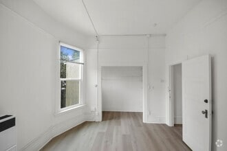 Building Photo - 2509 Dana St
