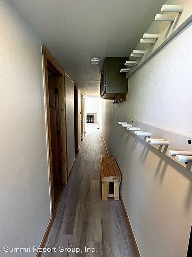 Building Photo - 1 br, 1 bath House - 670 Bills Ranch Rd. B...