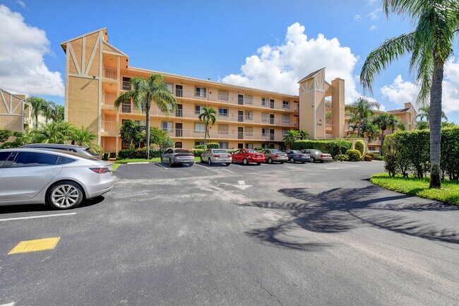 Foto del edificio - 7145 Huntington Ln