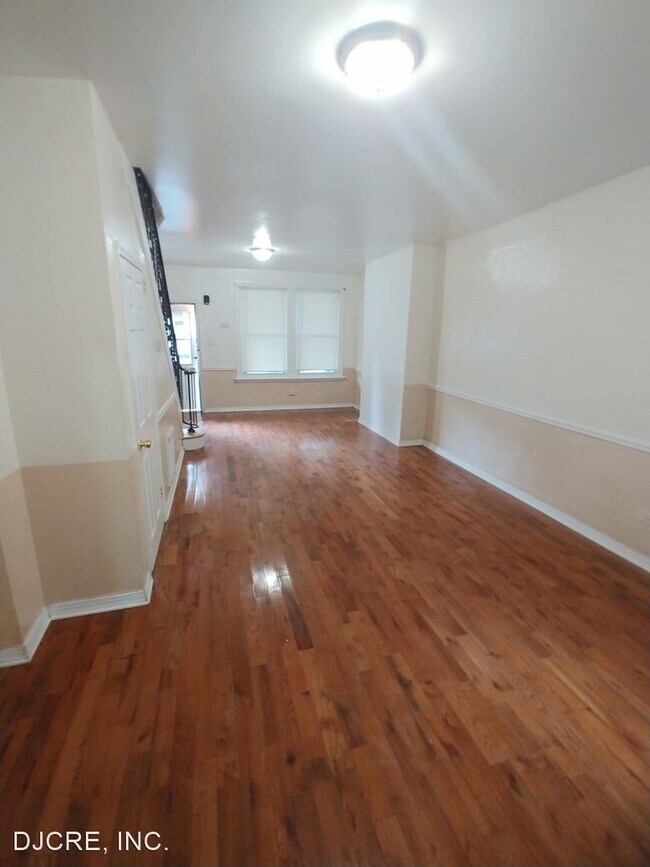 Building Photo - 2 br, 1 bath House - 3345 Malta Street