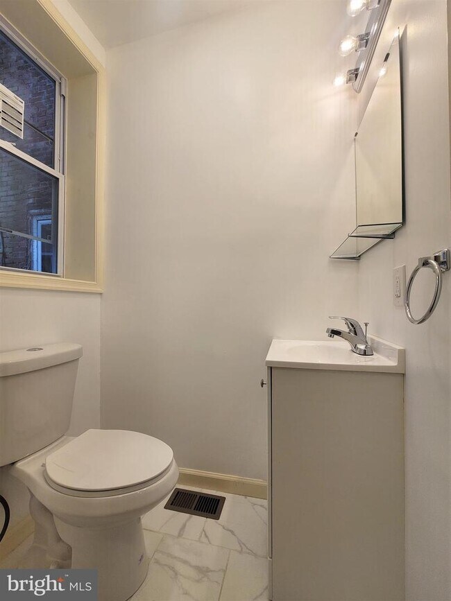 Photo - 3119 N Judson St House