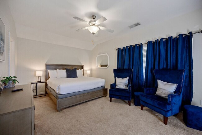 Foto del edificio - 4620 Liberty Square Dr