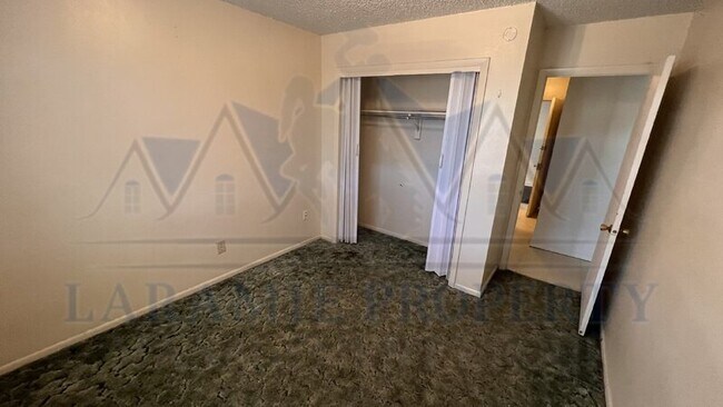 Foto del edificio - 2310 E Garfield St