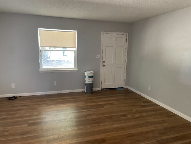 Foto del edificio - 4812 Tradewinds Dr
