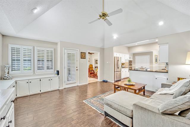 Building Photo - 5403 Linden Ct