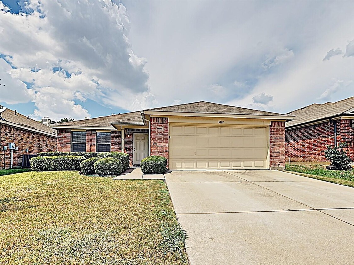 5117 Meridian Ln, Fort Worth, TX 76244 House Rental in Fort Worth, TX
