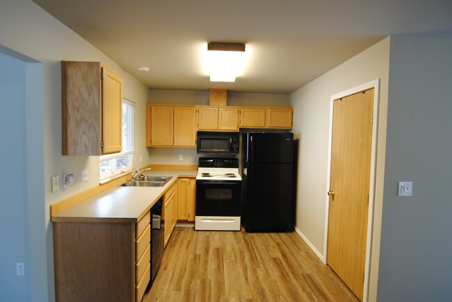 Foto del edificio - Private Three Bedroom Rambler in East Wena...