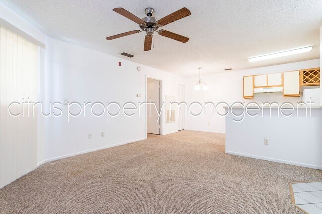 Building Photo - 2569 Grassy Point Dr