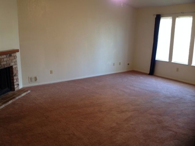 Building Photo - House For Rent in Modesto