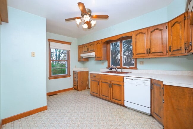 Building Photo - 5408 Caton Farm Rd