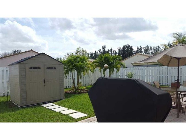 Building Photo - 13374 SW 44th St