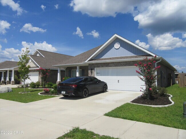 Building Photo - 831 Cason Cir