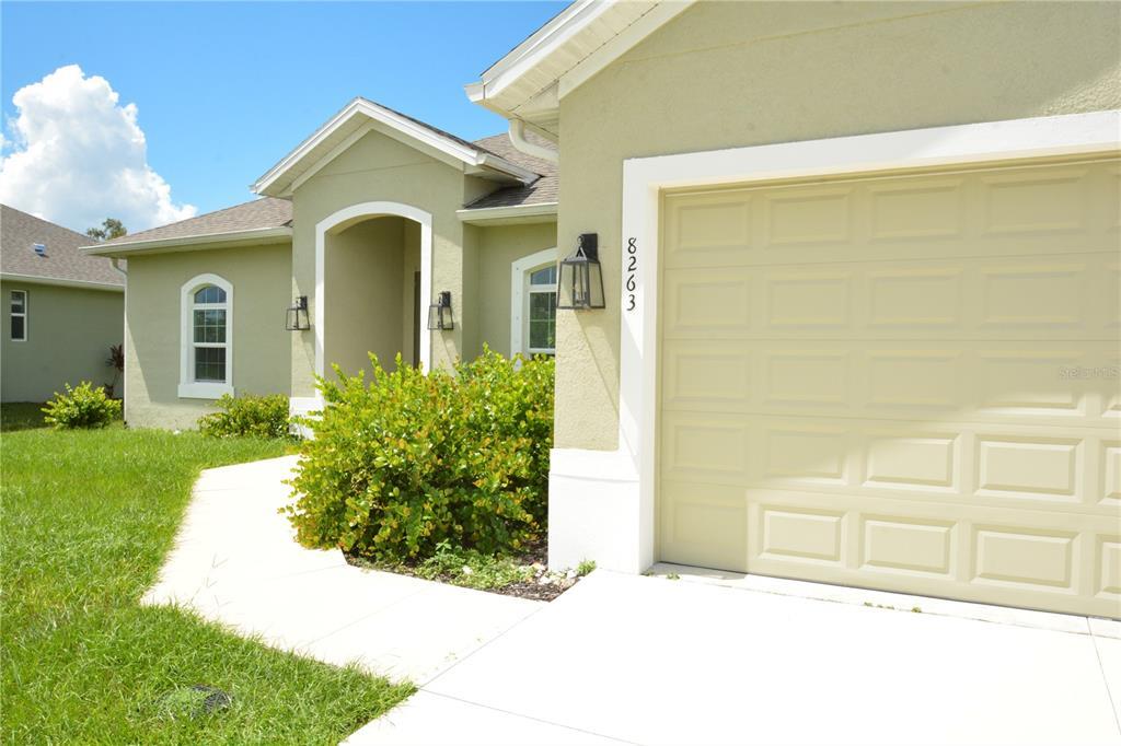 Foto principal - 8263 Givlic Ln