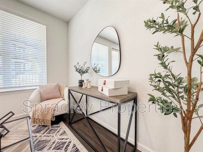 Foto del edificio - 710 Shine St