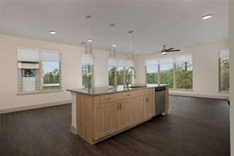 Building Photo - 8900 Six Pines Dr