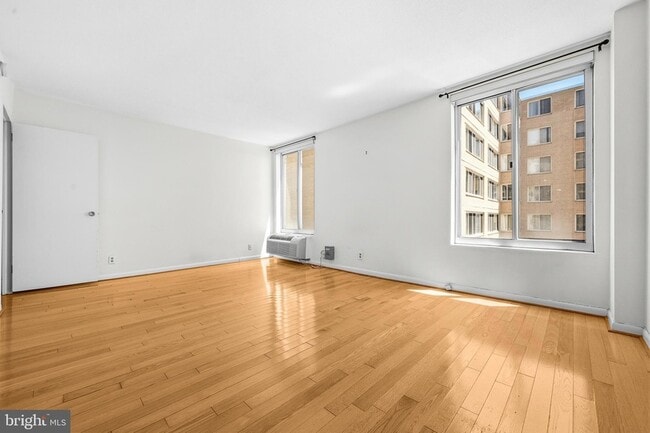 Photo - 1800 R St NW Apartment