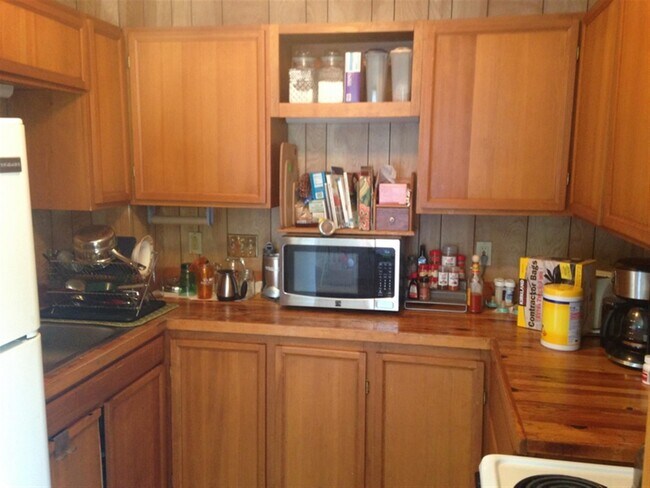 Foto del edificio - 438 Pleasant St