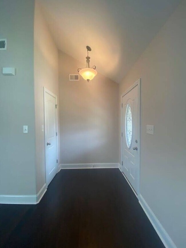 Foto del edificio - $1650 Adorable 3 Bedroom 2 Bath Ranch Home...