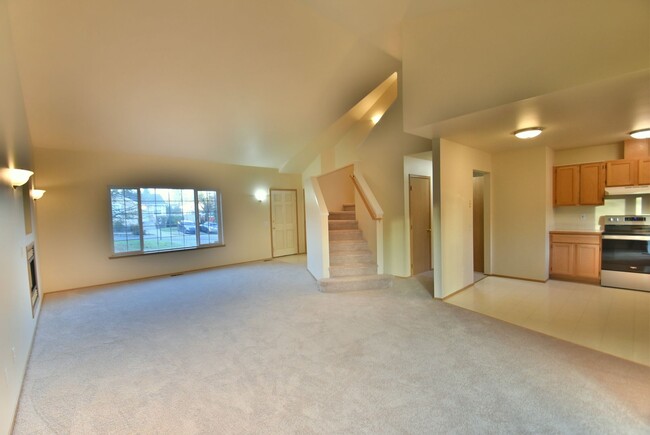 Foto del edificio - 3bd/3.5ba Lake Forest Park Home