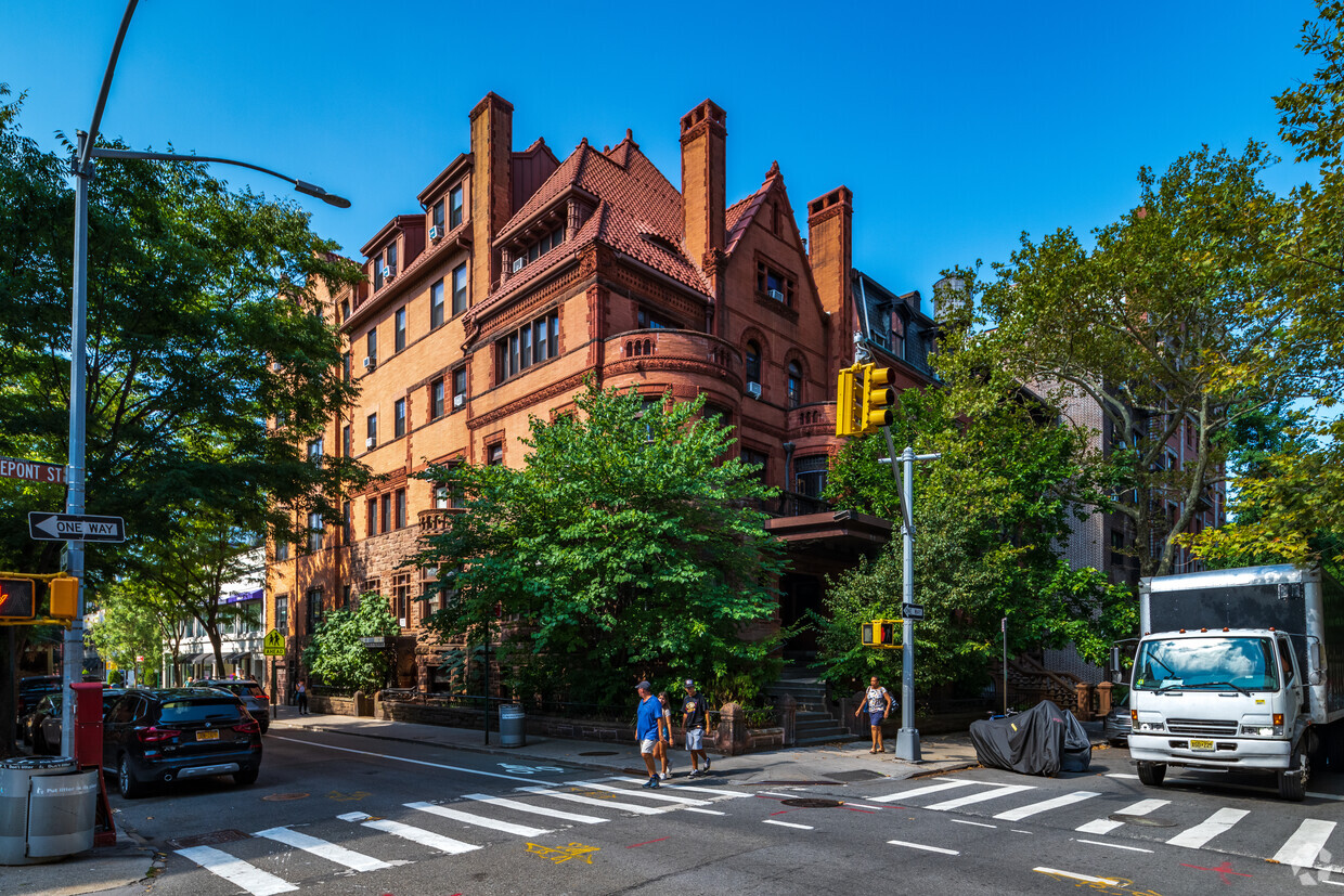 Foto del edificio - The Herman Behr Mansion