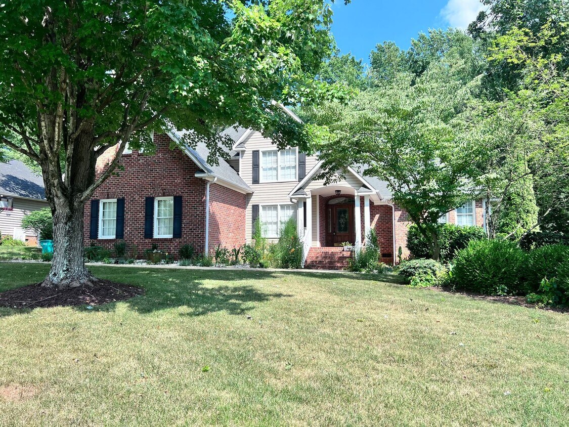 Primary Photo - For Rent Clemmons!!