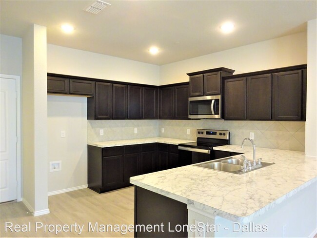 Building Photo - 3 br, 2.5 bath House - 1251 Lamar Drive