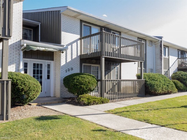 Building Photo - 139 Academy Ct