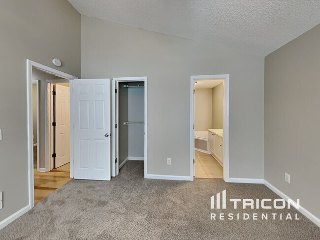 Foto del edificio - 5922 Graywood Cir SE