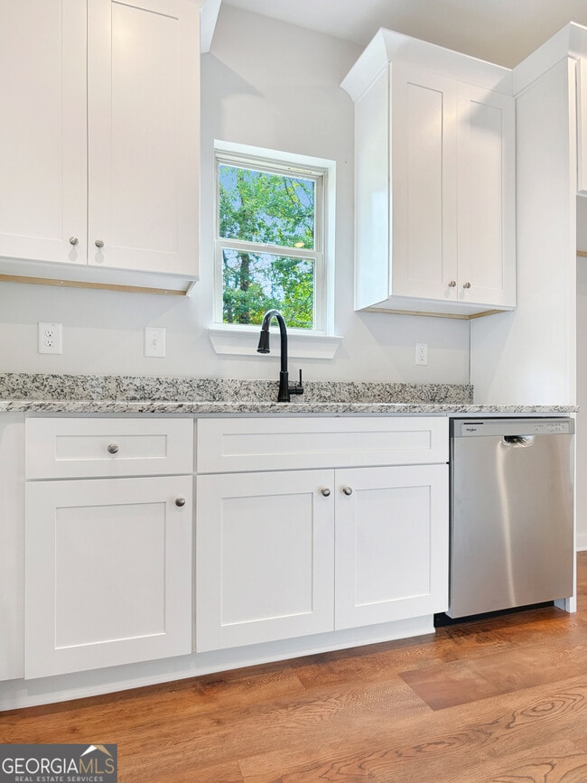 Foto del edificio - 92 Hidden Brook Trail