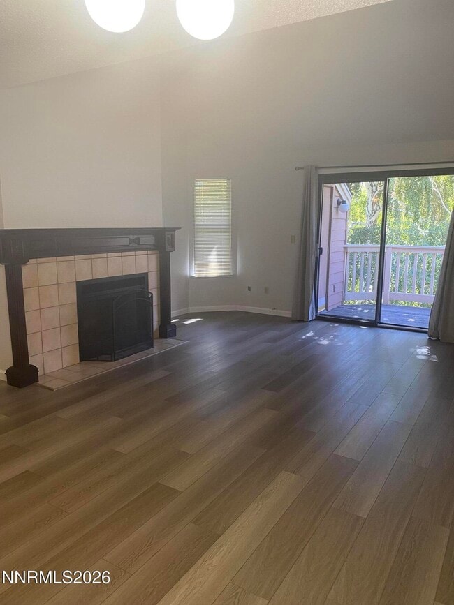 Foto del edificio - 2875 Idlewild Dr