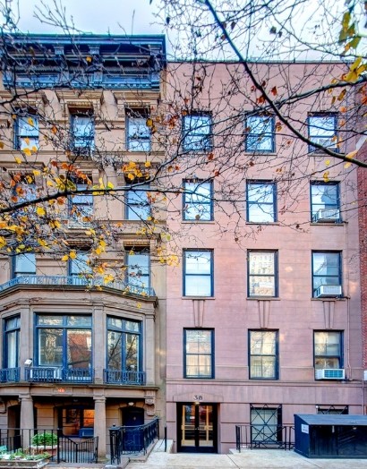 Front View - 38 E 75th St