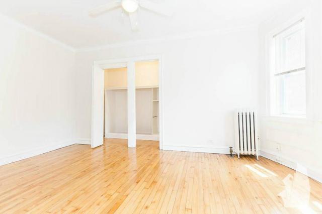 Building Photo - 1 bedroom in Chicago IL 60640