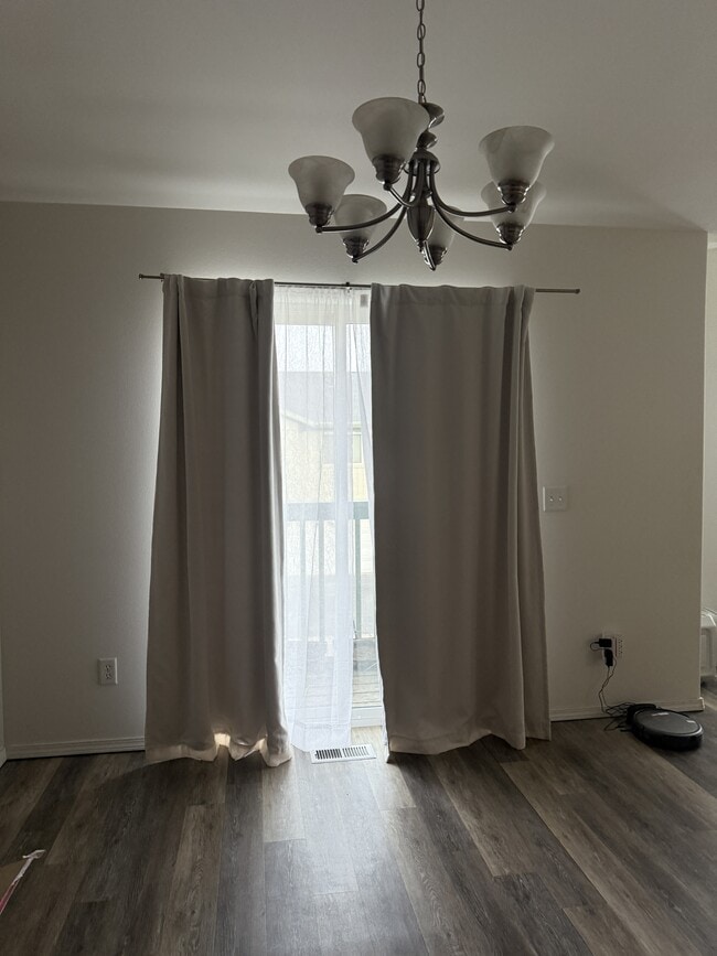 Foto del edificio - 401 S Wasilla St