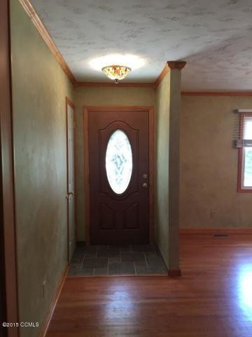 Building Photo - 111 Sutton Dr